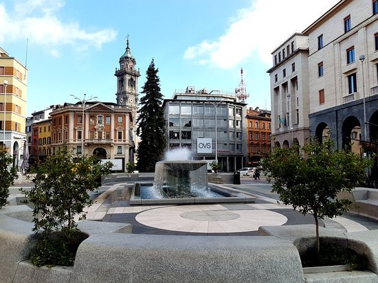 Fontana di Piazza Monte Grappa