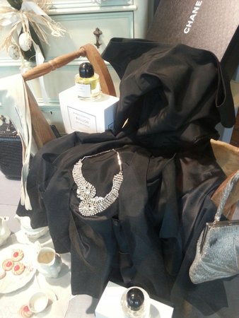 Es Vicenza - High Cosmetics Bijoux & Vintage Fashion