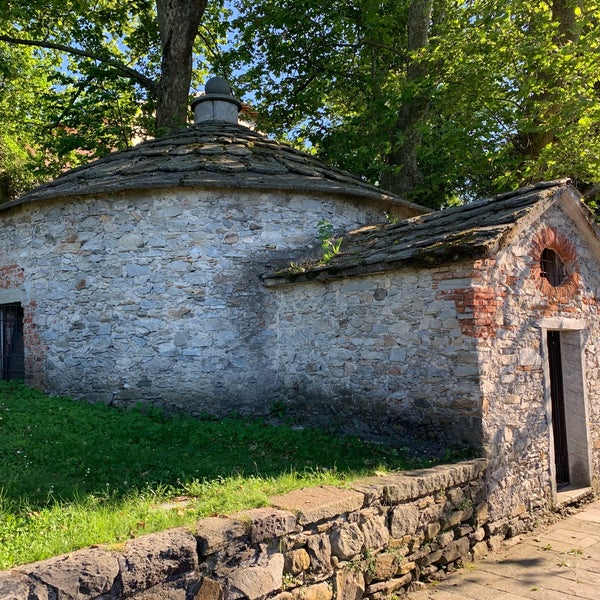 Ghiacciaie di Cazzago Brabbia