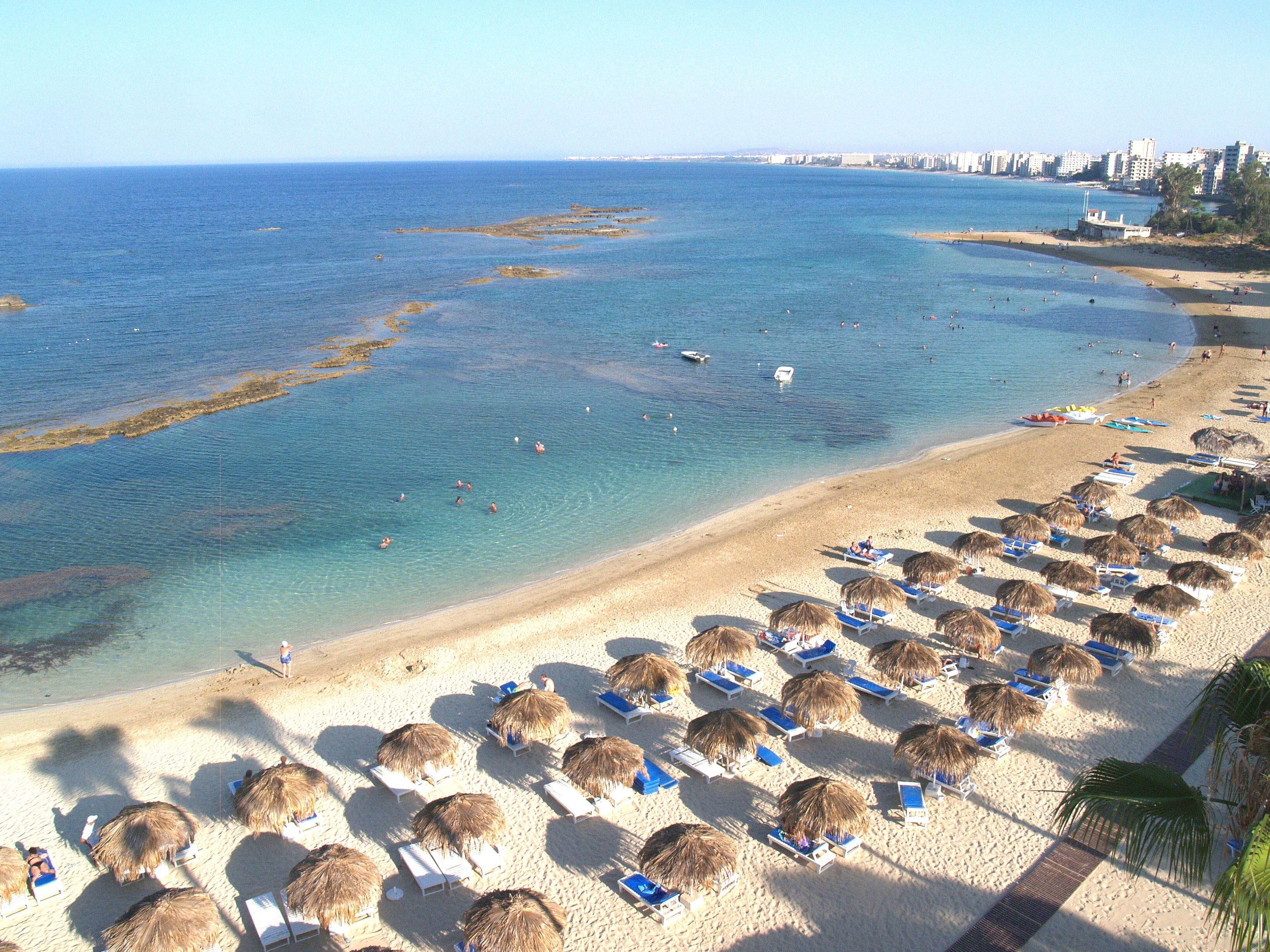 Glapsides Beach