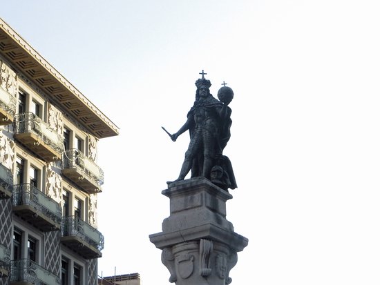 Monumento dedicato all'Imperatore Leopoldo I