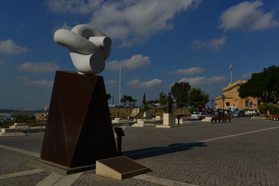 Migration Summit Monument