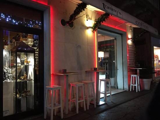 New Dandy Bar