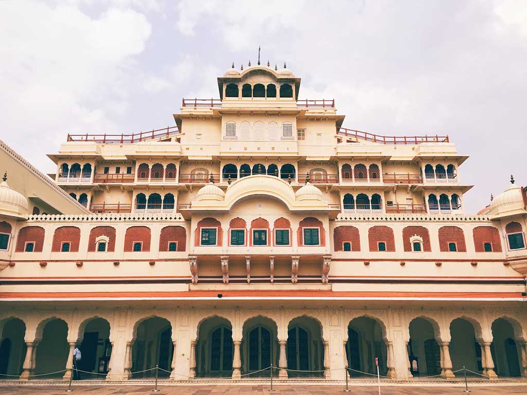 Nav Jeevan Mall