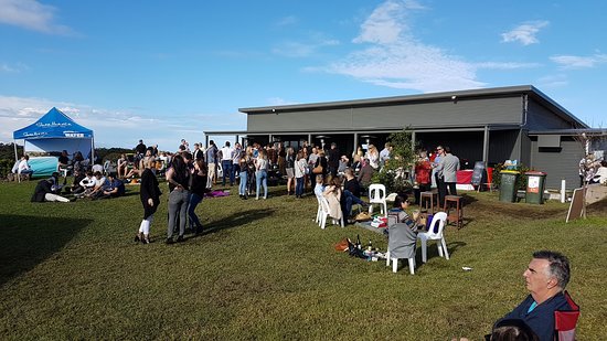 Mountain Ridge Wines - Winery, Restaurant, Art Gallery