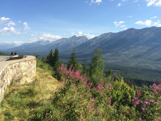 Kootenay National Park Visitor Centre