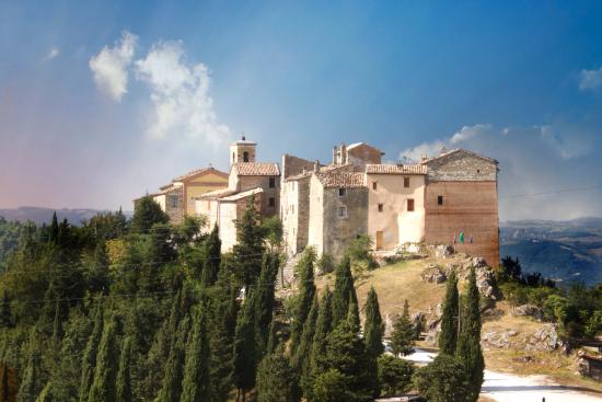 L'Associazione Castello di Precicchie