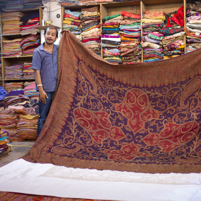 Lucky Silk Stores