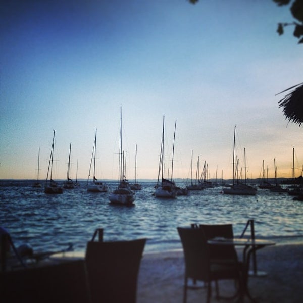 Lido Garda Beach cafe