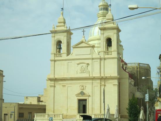 Saint Lawrence Parish Church