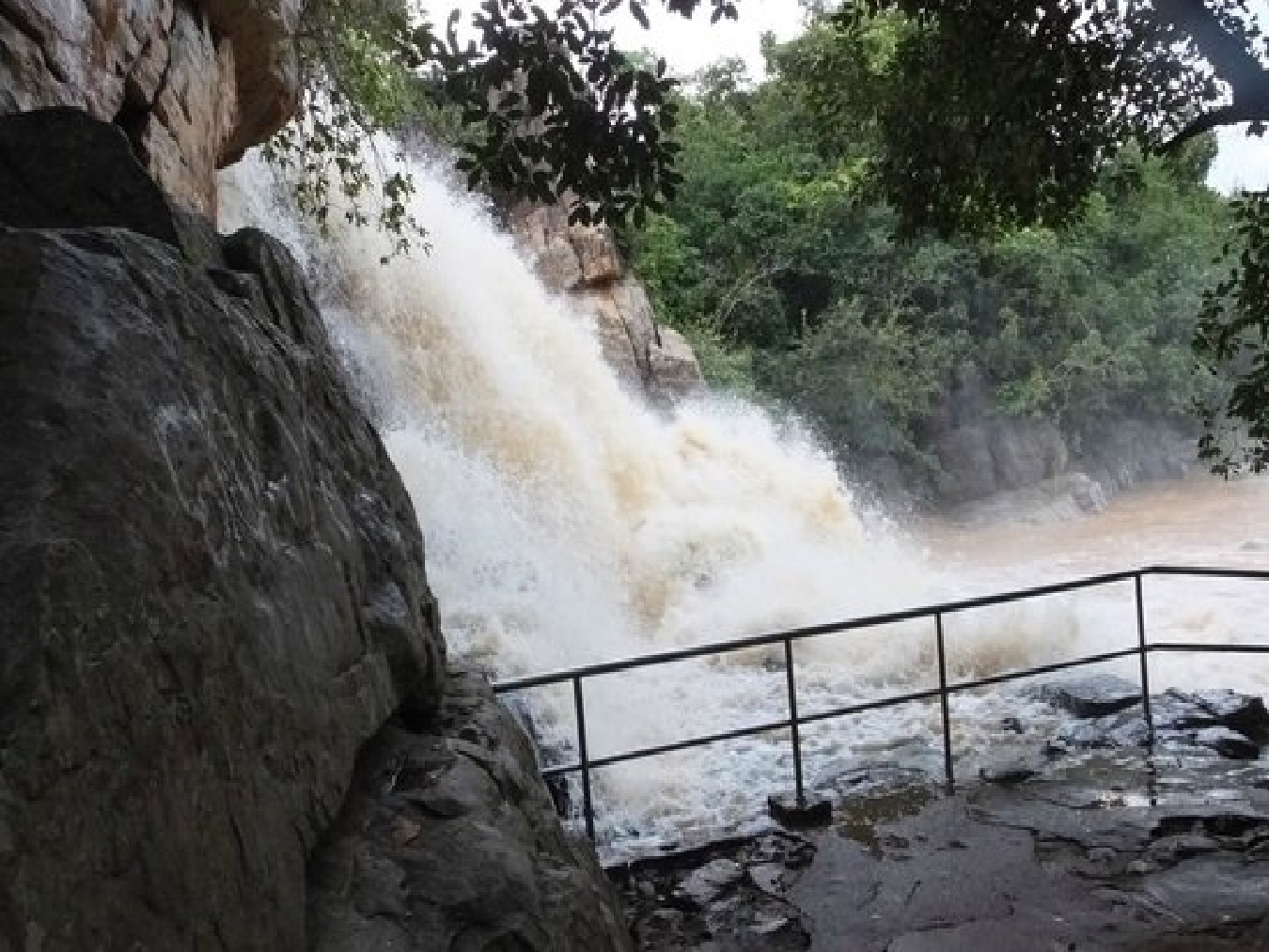 Sanaghagara Waterfall