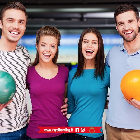 Royal Bowling