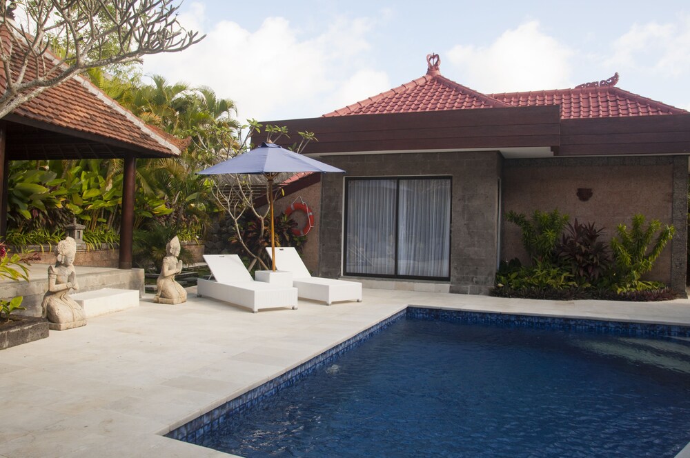 Paradise - The Heritage