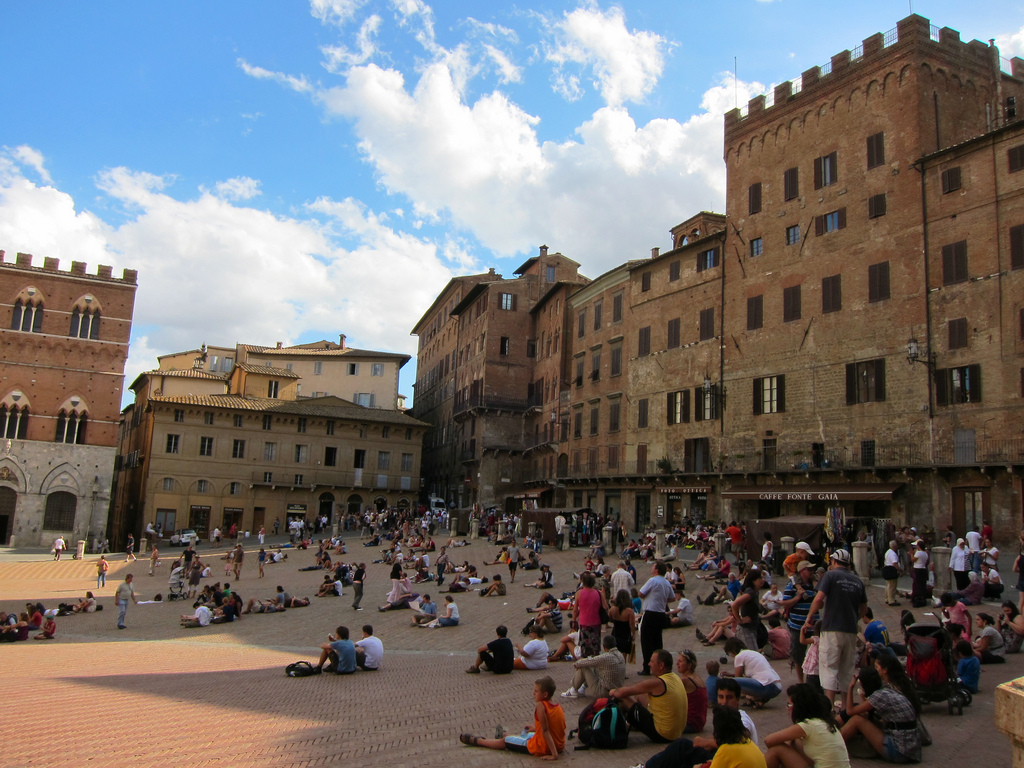 Piazza Arzano