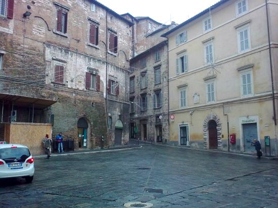Piazza Cavallotti