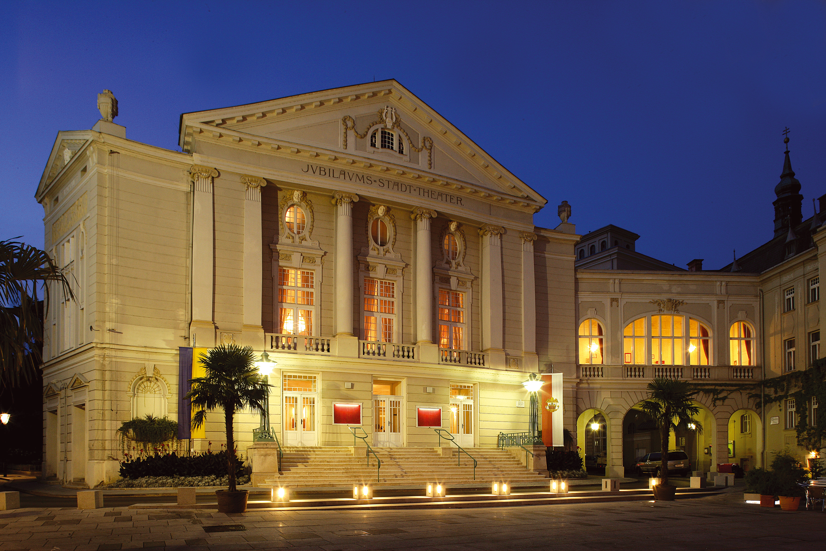 Stadttheater / Buehne Baden