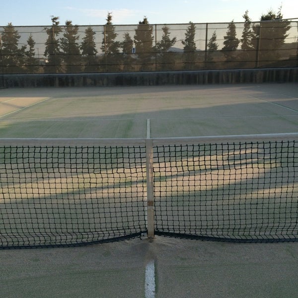 Paros Tennis Club