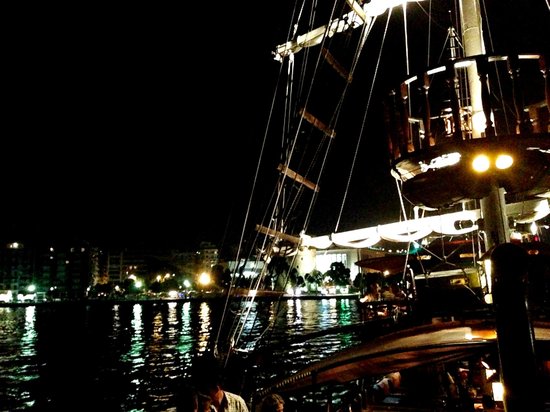Boat Bar