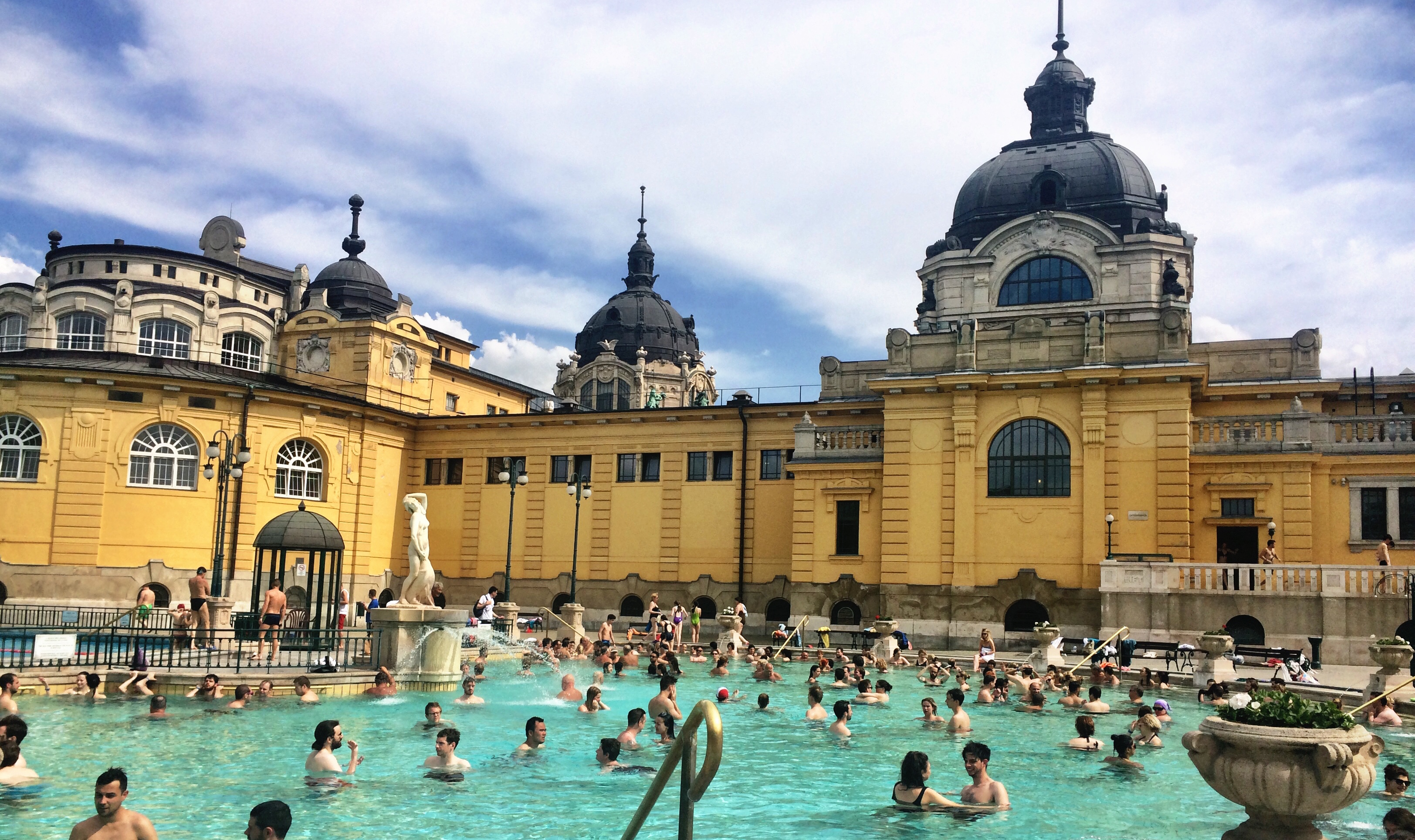 Tölgyes Thermal Bath