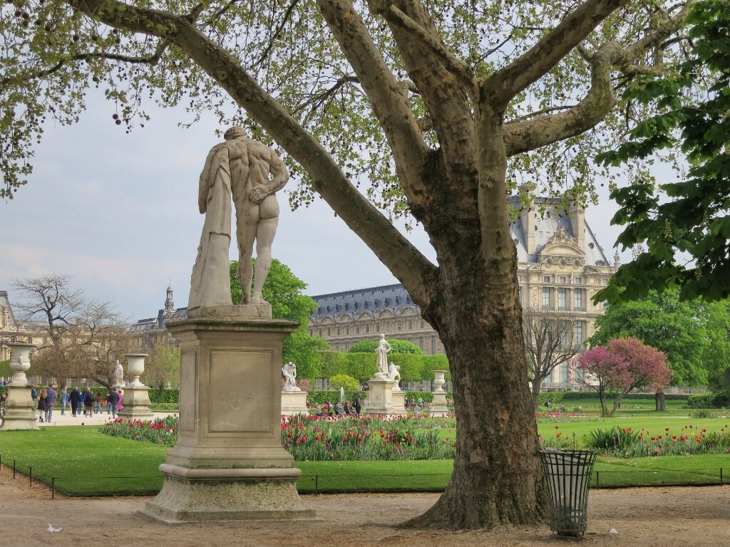 Statue l'Hiver aux Tuileries