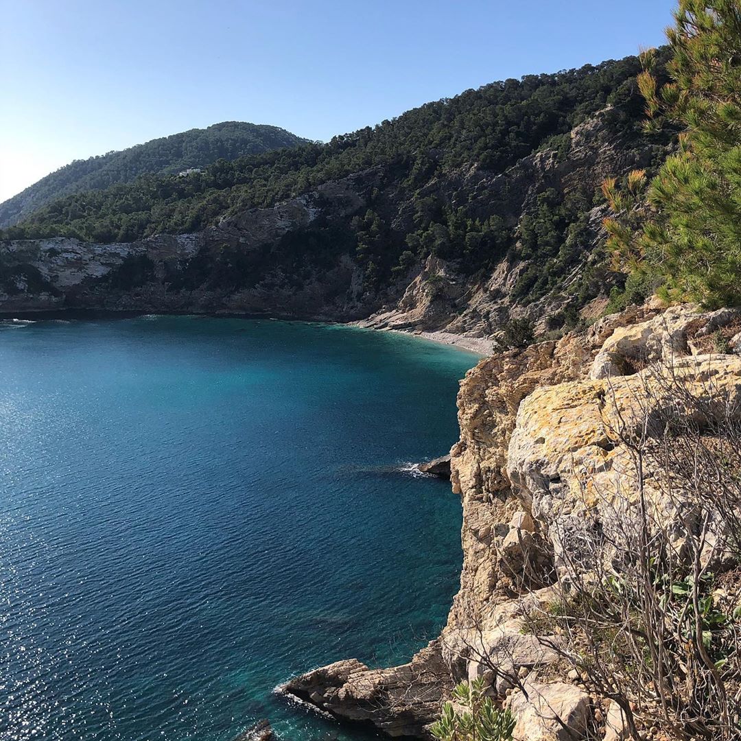 Cala Blanca