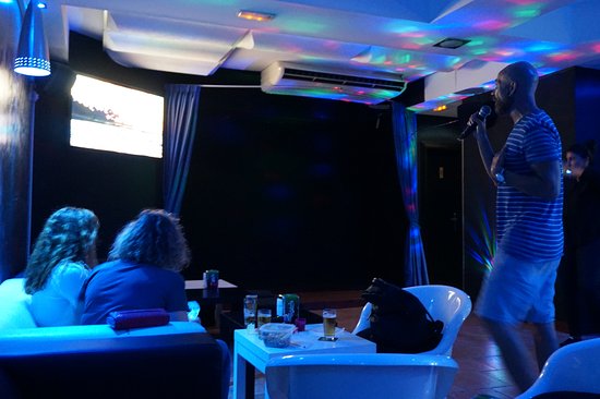 Karaoke Kelly's