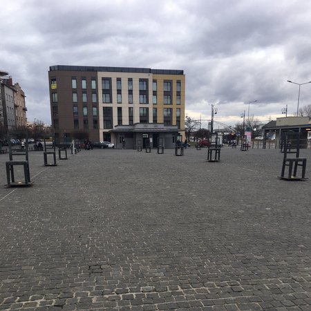 The Ghetto Heroes Square