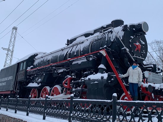 Locomotive Monument L-4386
