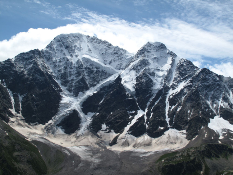 Donguz Orun-Kyol Lake