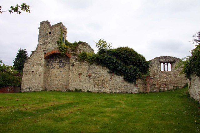 Wallingford Castle Gardens & Meadows