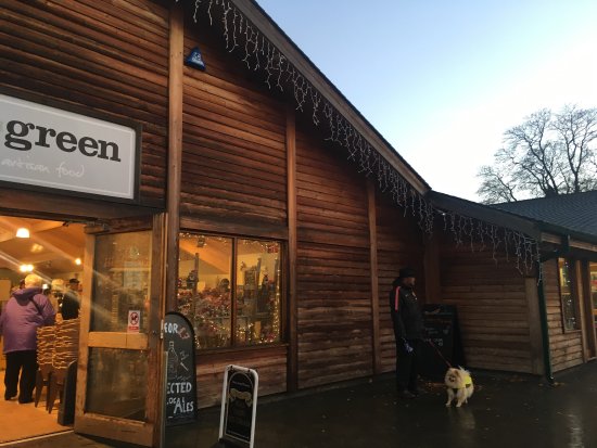 Trentham Shopping Village