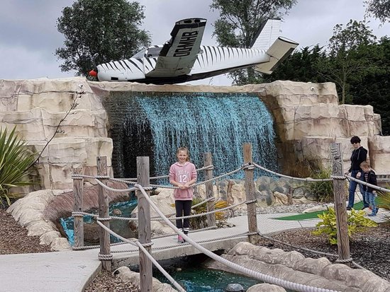 Jungle Paradise and Oceans Paradise Adventure Golf