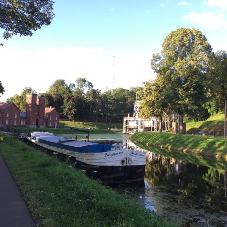Schiffshebewerke des belgischen Canal du Centre