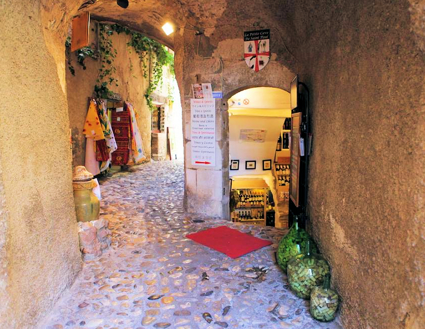 La Petite Cave de Saint Paul