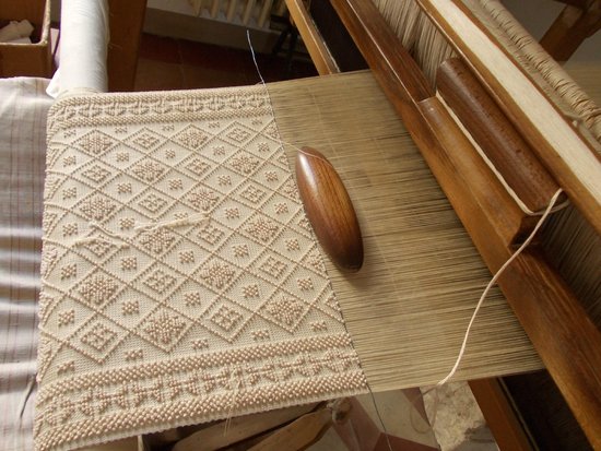 Laboratorio di tessitura a mano