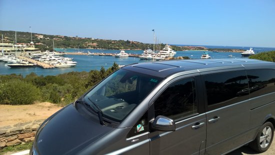 Sardinia Car Service limousine and Driver Service Taxi Orosei Sardegna