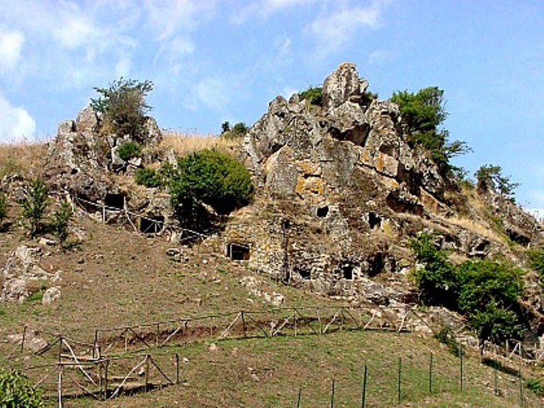 Parco Archeologico Di Suni Nuraghe Nuraddeo