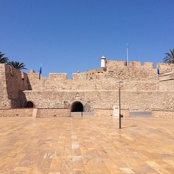 Plaza de las Cuatro Culturas
