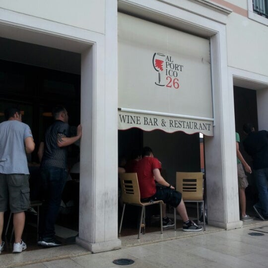 Al portico 26