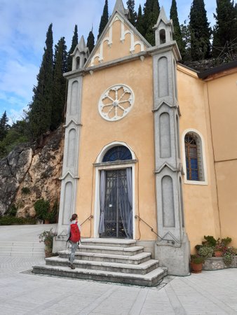 Santuario della Madonna De La Salette