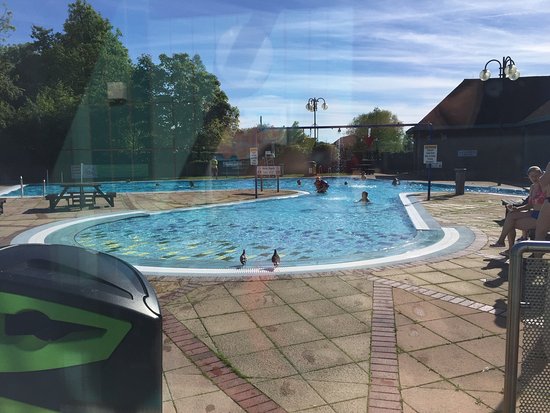 Tonbridge Swimming Pool and Spa
