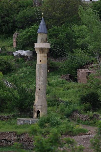 1 Nolu Cami Minaresi