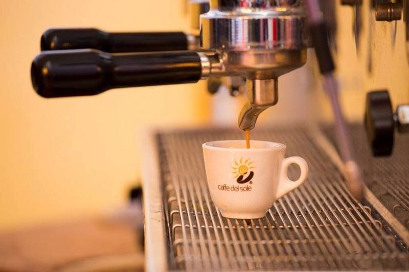 Hermanos Cafe