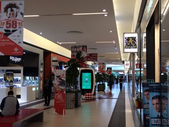 Centro Commerciale Freccia Rossa