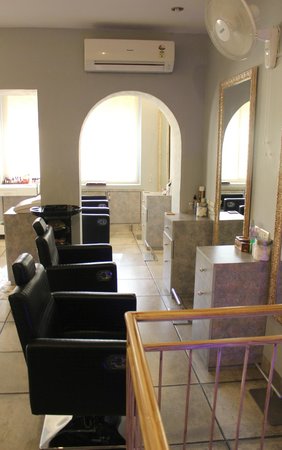Anahata Spa & Salon