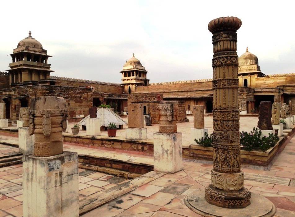 Gujari Mahal Archaeological Museum