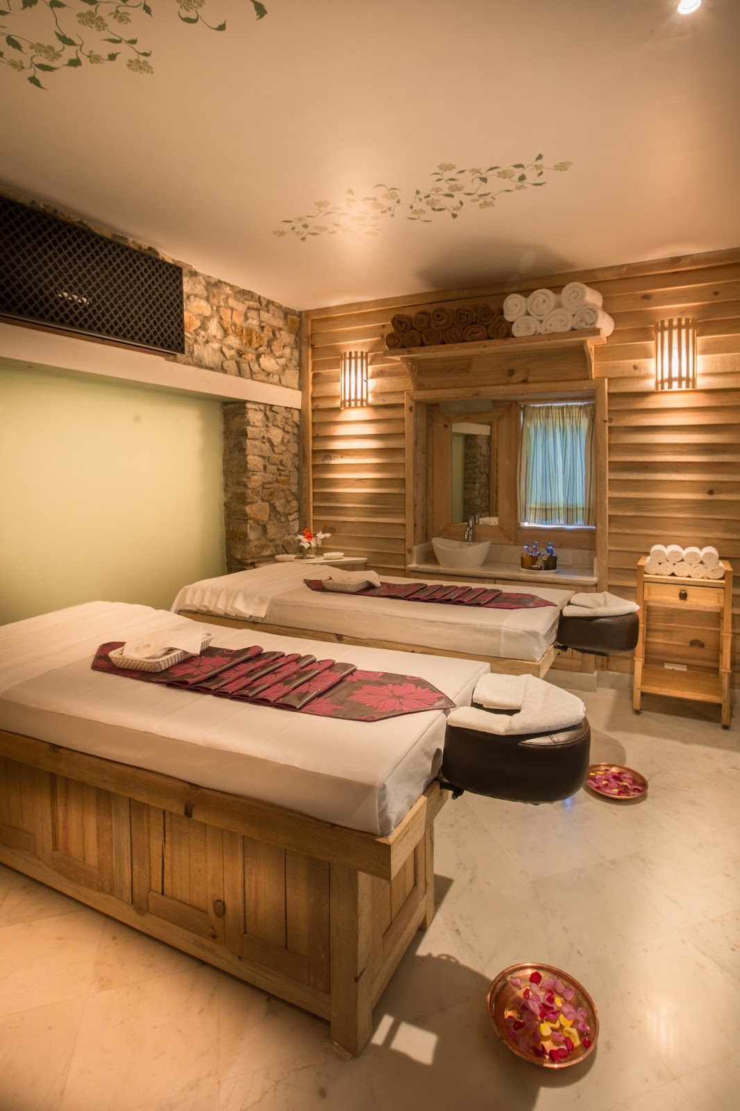 The Little Salon & Spa Shed