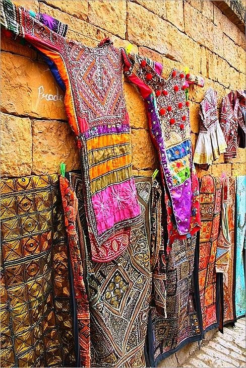 Arjun's Textiles
