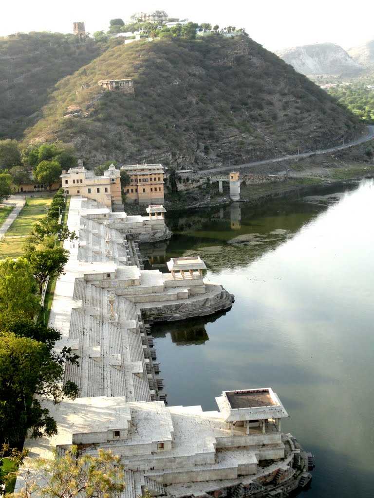 Rajsamand Lake
