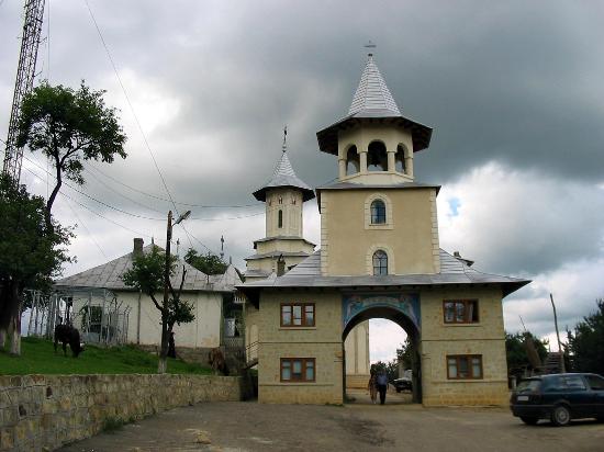 Magura Ocnei Monastery